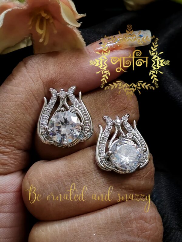 Diamond Cut Earring