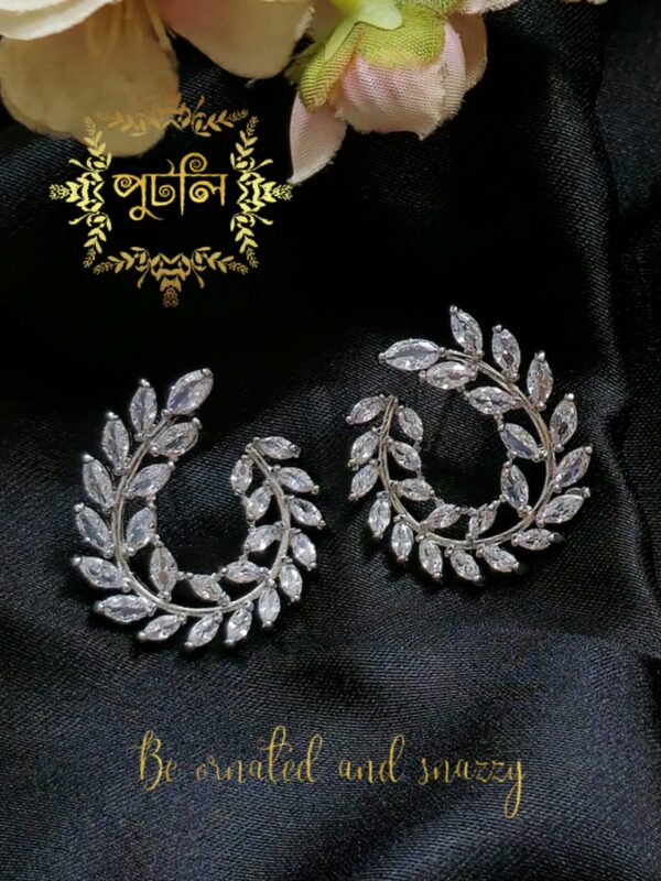 Diamond Cut Earring