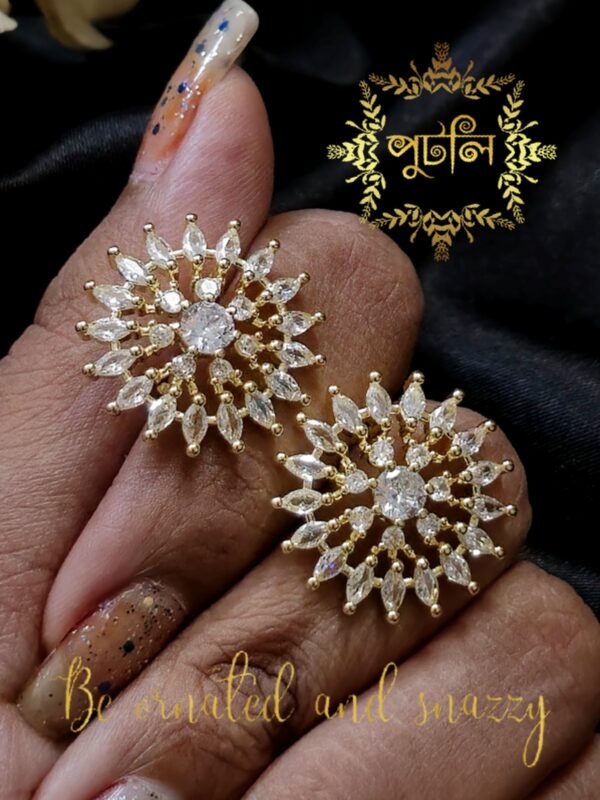 Diamond Cut Earring