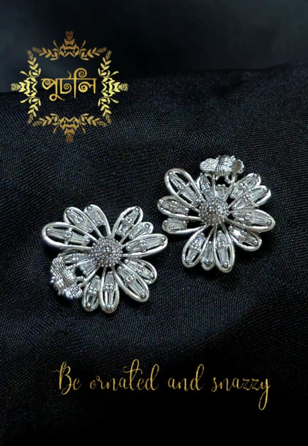 Diamond Cut Earring