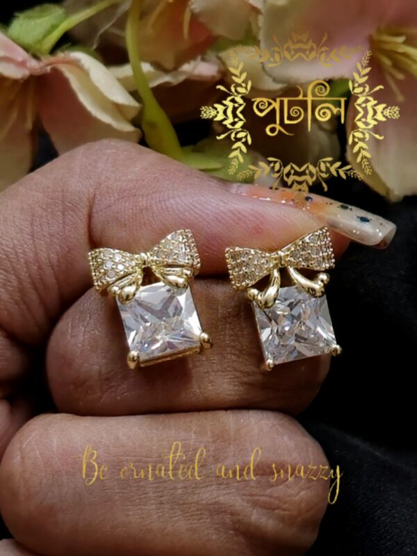 Diamond Cut Earring