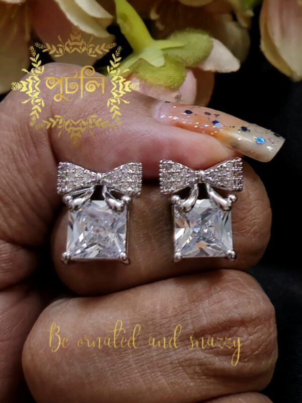 Diamond Cut Earring
