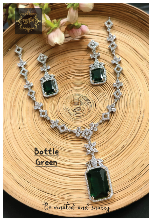 Diamond Cut Neckpiece