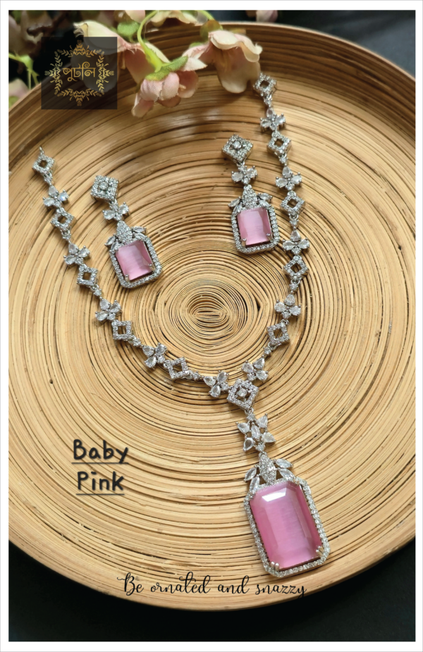 Diamond Cut Neckpiece