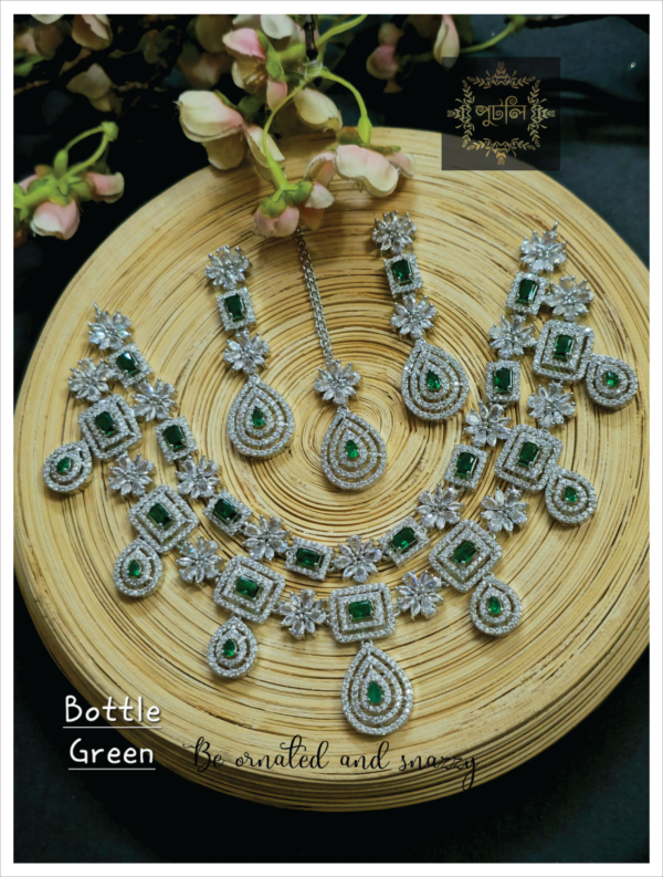Diamond Cut Neckpiece