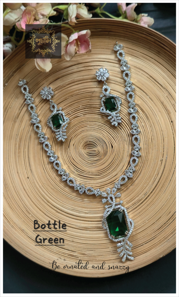 Diamond Cut Neckpiece