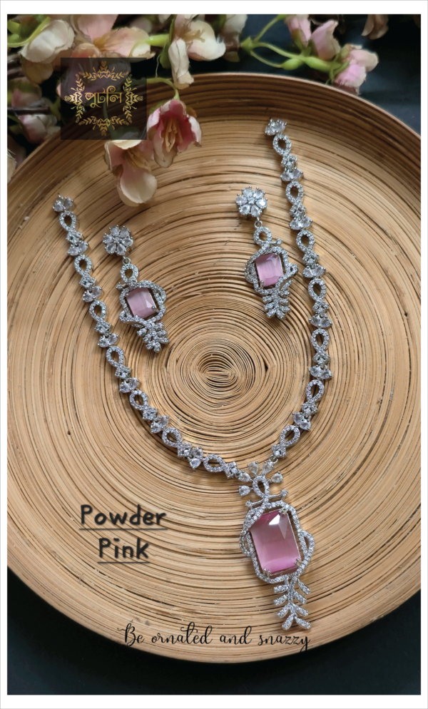 Diamond Cut Neckpiece