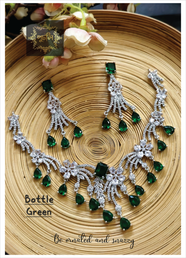 Diamond Cut Neckpiece
