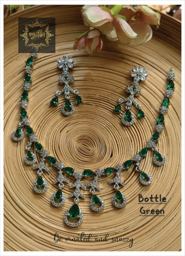 Diamond Cut Neckpiece