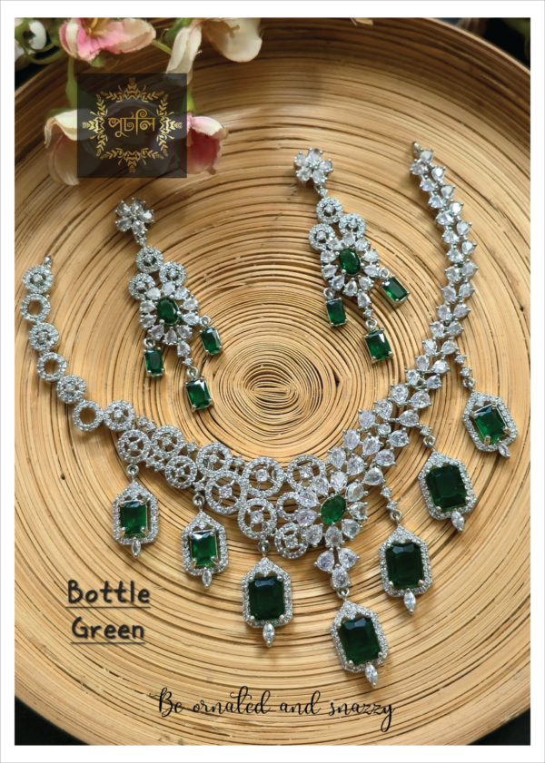 Diamond Cut Neckpiece