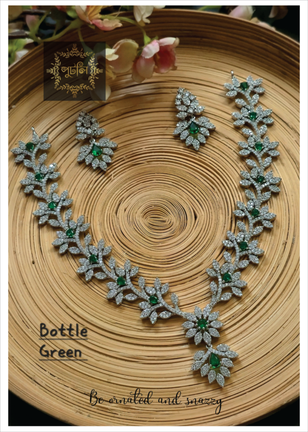 Diamond Cut Neckpiece