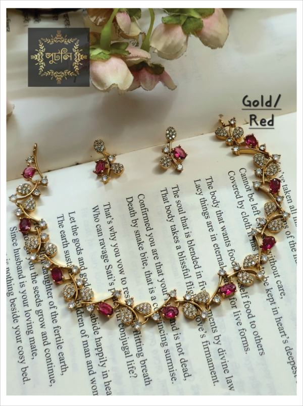Diamond Cut Neckpiece
