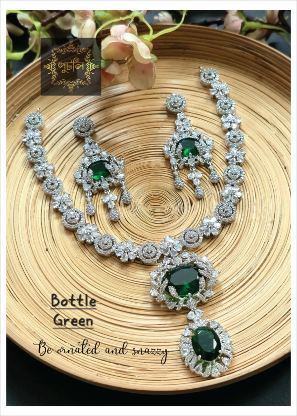 Diamond Cut Neckpiece