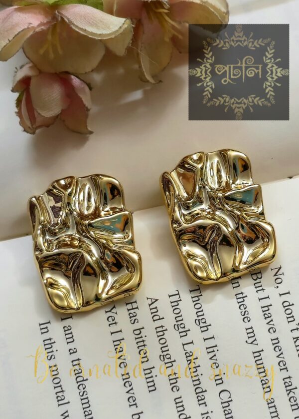 Earring