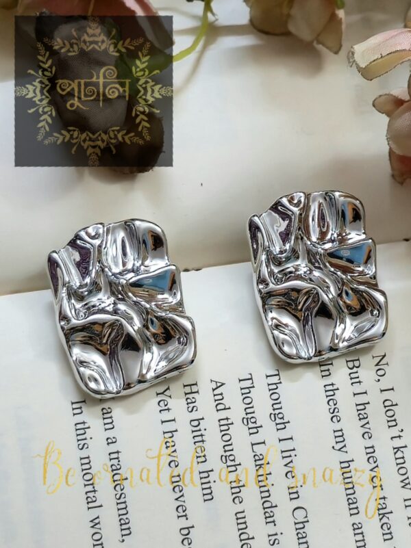Earring
