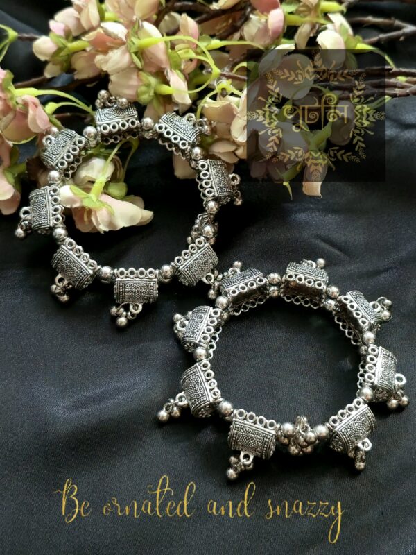 Silver/Antique Bracelet