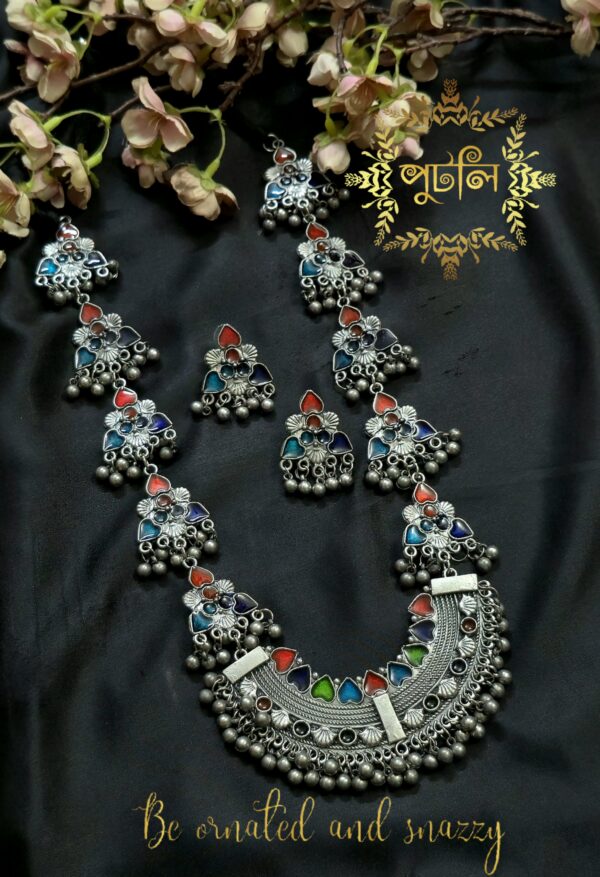 Silver/Antique Sita