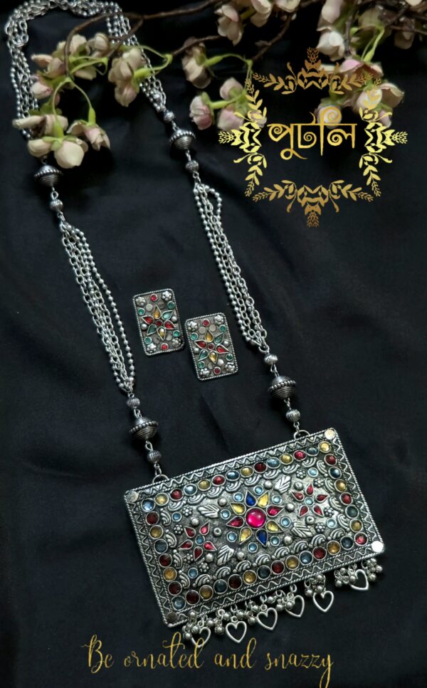 Silver/Antique Sita