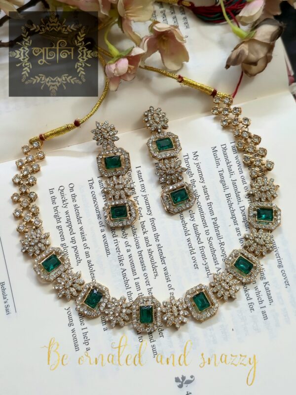 Neckpiece
