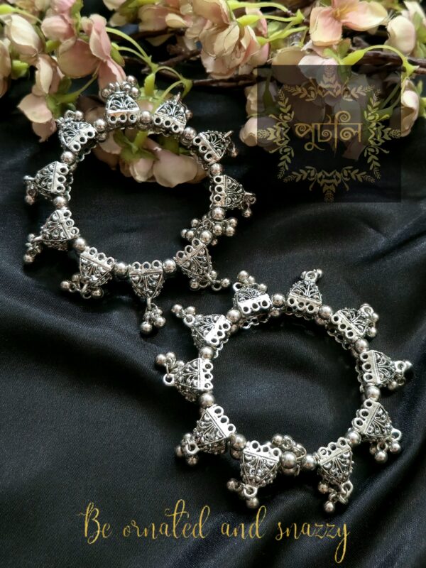 Silver/Antique Bracelet