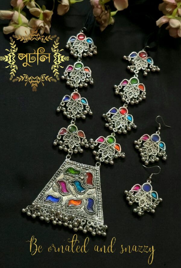 Silver/Antique Sita