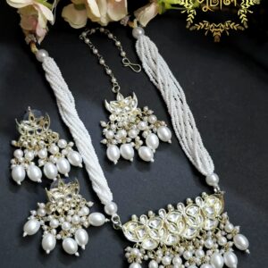 Dabi Kundan Set