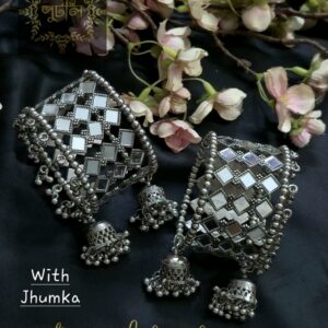 Silver/Antique Bracelet