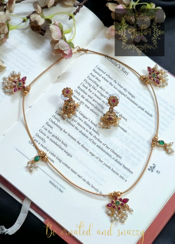 Rajwadi/Matte polish Choker Neckpiece