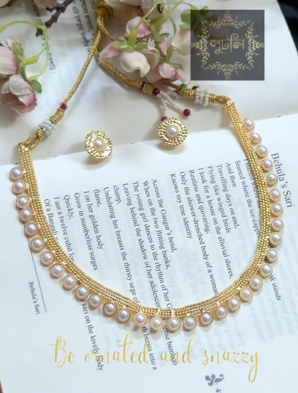Neckpiece
