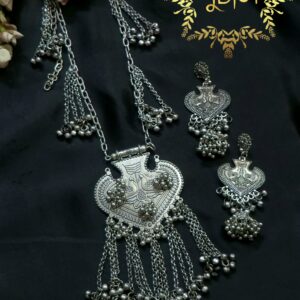 Silver/Antique Sita