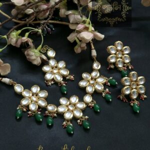 Kundan Neckpiece