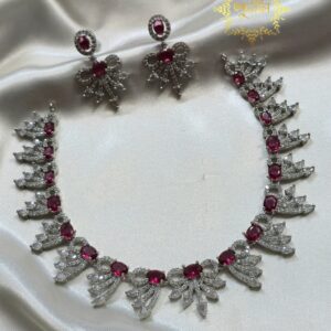 Diamondcut Neckpiece