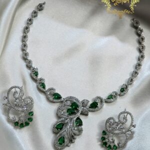 Diamondcut Neckpiece
