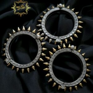 Silver / Antique Chur