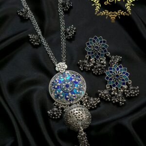 Silver/Antique Sita
