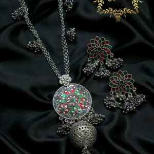 Silver/Antique Sita