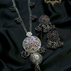 Silver/Antique Sita