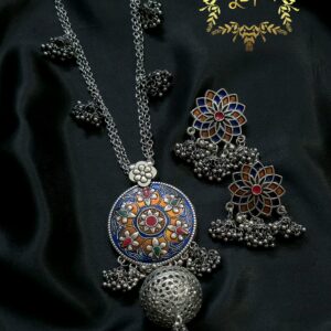 Silver/Antique Sita