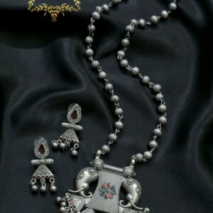 Silver/Antique Sita
